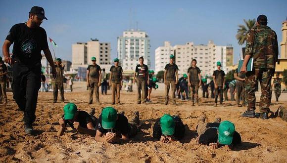 Hamas entrena a 50 mil niños y adolescentes para recuperar Jerusalén