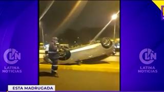 San Borja: conductor resultó ileso luego de que su auto diera vueltas de campana en la vía Expresa | VIDEO 