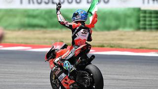 Superbikes: Marco Melandri consigue su primera victoria del año en casa 