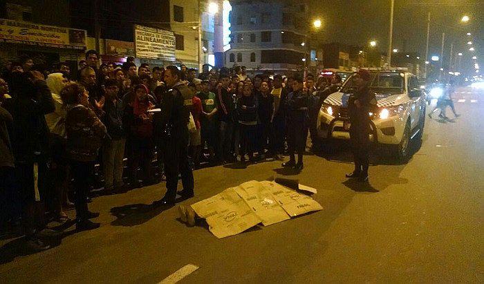 Los Olivos: Atropellan a joven mujer cuando se disponía a cruzar la pista (VIDEO)