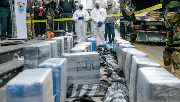 Labor de inteligencia policial permitió intervenir cargamento con cocaína proveniente del Vraem, que tenía como destino Europa. (Foto: Mininter)