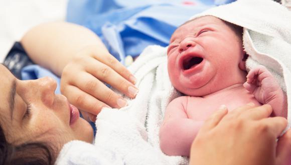 El impactante audio de la médica que asistió un parto por teléfono a una madre primeriza