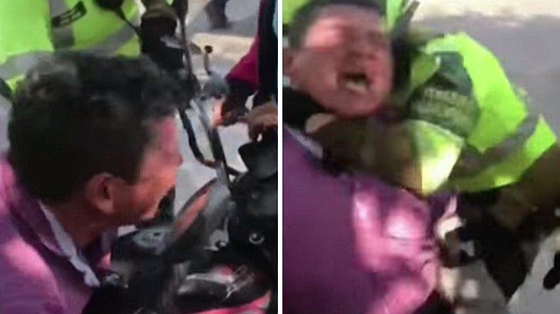 Hombre rompe en llanto para que policía no le decomise su moto (VIDEO)