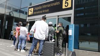 Ministro Chávarry: hoy se solucionaría problema de emisión de pasaporte en el aeropuerto Jorge Chávez