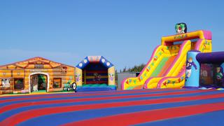 Castillo inflable deja heridos a varios niños en un colegio