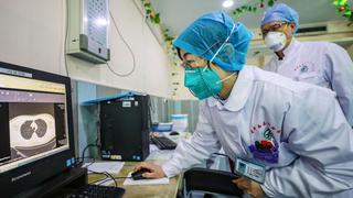 Dos médicos tailandeses aseguran haber curado a una paciente con coronavirus y explican cómo