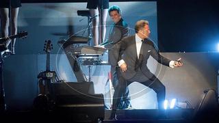 ​Luis Miguel pasó momento incómodo en pleno concierto en Lima (VIDEO)