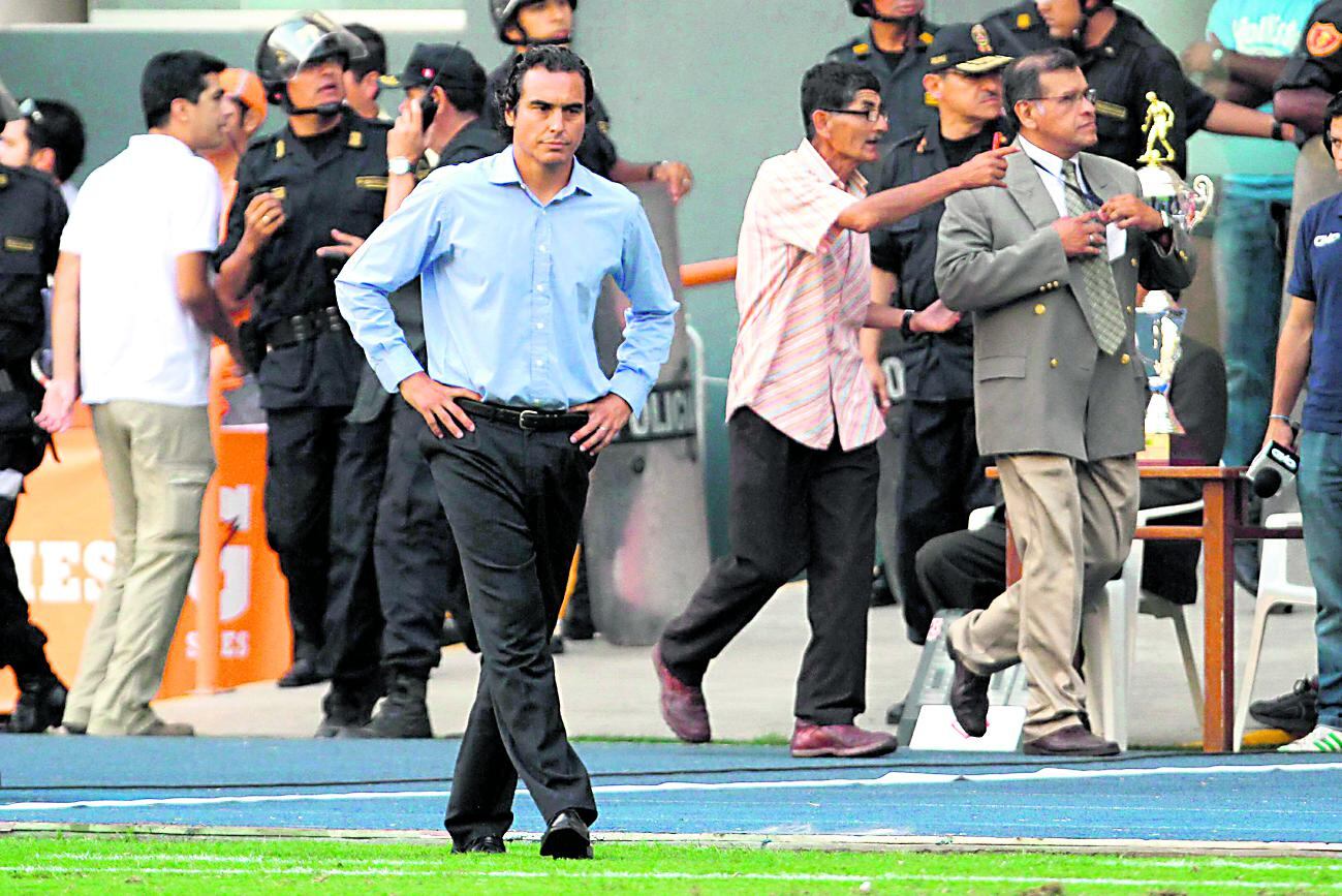 Plantel crema apoya a Cominges y 'Chemo'