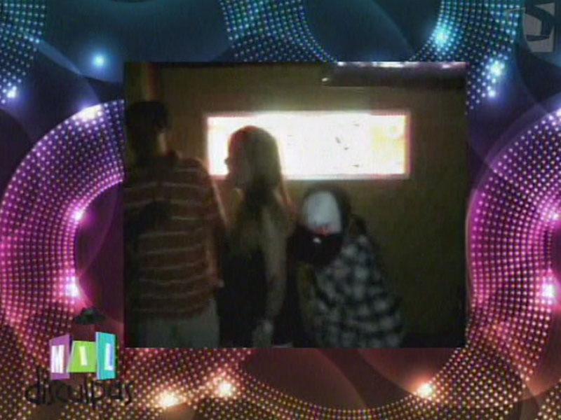 Andy V le baila 'perreo chacalonero' a Lourdes Sacín [VIDEO] 