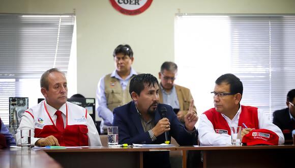 El gobernador de Arequipa pidió la instalación de un laboratorio, que permita analizar las muestras de todas las regiones del sur del país.