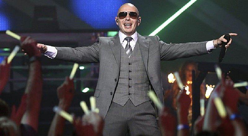 Pitbull también tendrá su estrella en el Paseo de la Fama de Hollywood