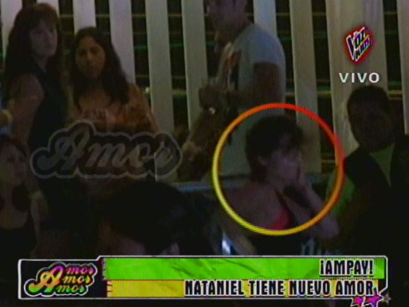 Nataniel Sánchez se alborota y baila desesperadamente por Rodrigo Fernandini [VIDEO] 