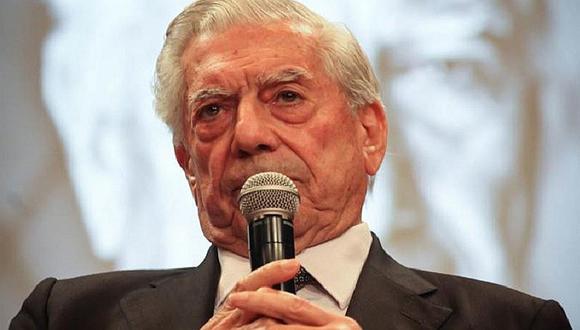 Mario Vargas Llosa se muestra optimista tras suspensión de Dilma Rousseff 