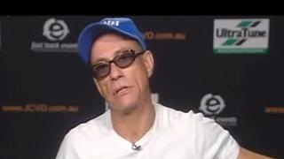 Jean Claude Van Damme: Le hacen pregunta incomoda en entrevista y reacciona así