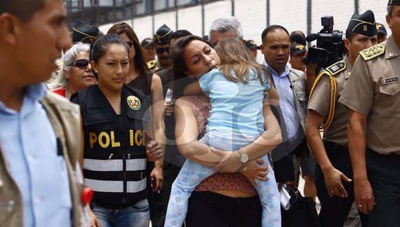 San Borja: Madre llora y abraza al reencontrase con su hija secuestrada [VIDEO]