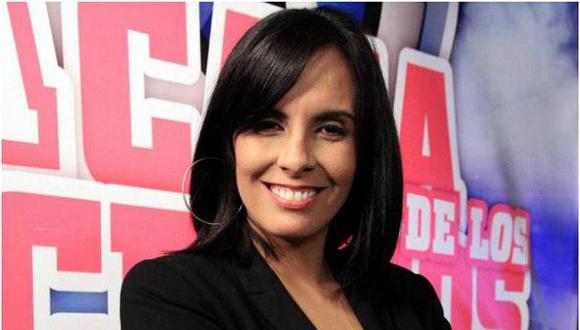 Carla García tuitea sobre abogado de PPK, pero usuarios la critican