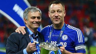 John Terry cree que el fichaje de Mourinho es "fantástico" para el United 