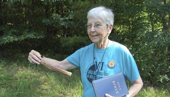 Mandan a la cárcel a monja de 84 años por protestar contra armas nucleares