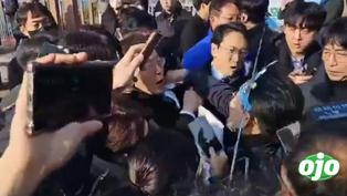 Líder de la oposición de Corea del Sur fue apuñalado en el cuello durante evento público en Busan