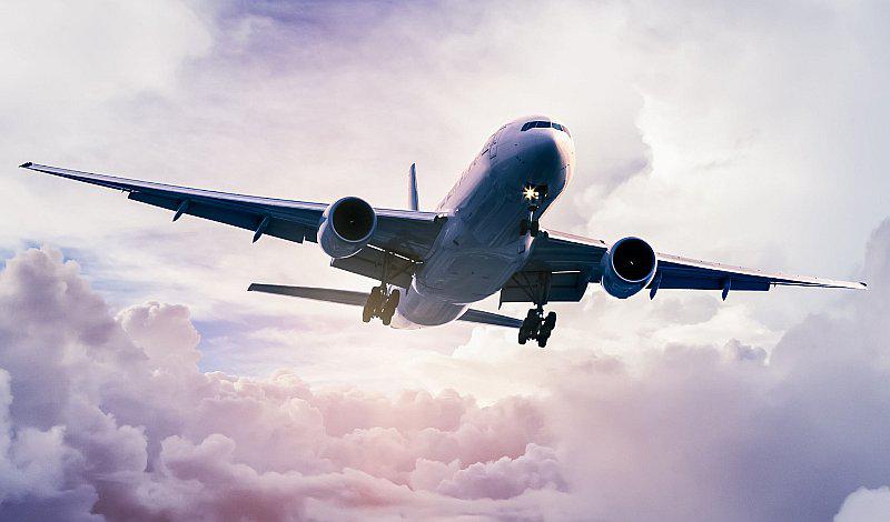 3 pros y contras de las aerolíneas de bajo costo