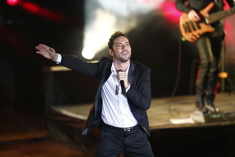 David Bisbal: En concierto el español enamoró a sus fans [FOTOS Y VIDEO]