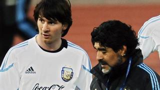 Lionel Messi evidenció su pesar por la muerte de Diego Maradona
