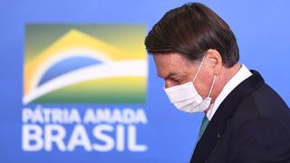 Comisión del Senado de Brasil pide suspender cuentas de redes sociales de Bolsonaro