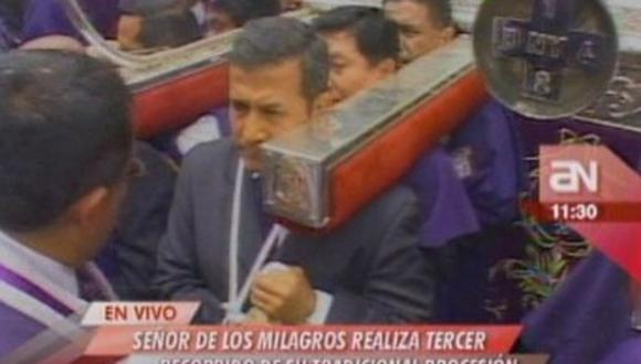 Ollanta Humala cargó al Señor de los Milagros 