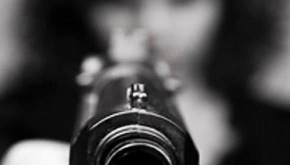 Mujer asesina de un disparo a su pareja el mismo 14 de febrero 