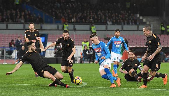 ​Nápoles se hunde con 2-4 ante el Roma y Juventus ve liderato cerca