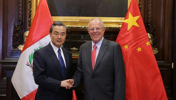 PPK: Canciller chino lo visita para coordinar viaje de Xi Jinping a Perú 