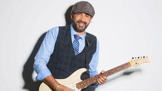 Juan Luis Guerra lanzará su nuevo álbum de estudio, “Privé”, en Navidad 