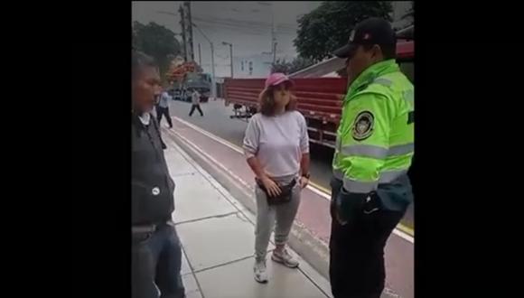 La mujer estuvo acompañada por un varón que también fue detenido por las autoridades. Foto: Canal N
