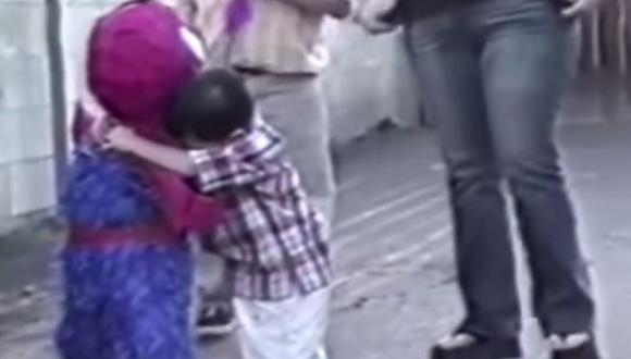 YouTube: ¿Por qué este niño se negó a destrozar su piñata [VIDEO] 