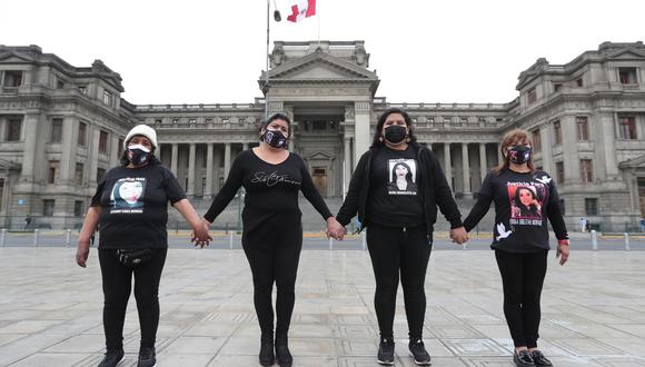 Colectivo "Familias Unidas por Justicia" buscan justicia para víctimas de feminicidio. Foto: Jesús Saucedo