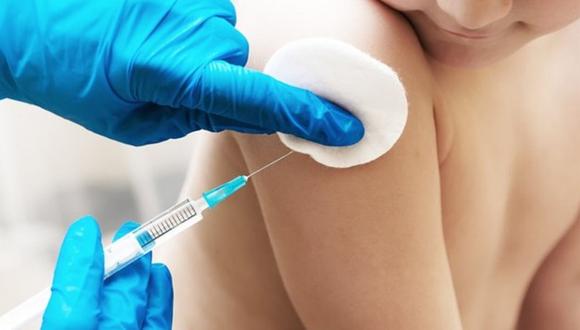 Cuatro mitos sobre las vacunas que hace que los padres desconfíen 