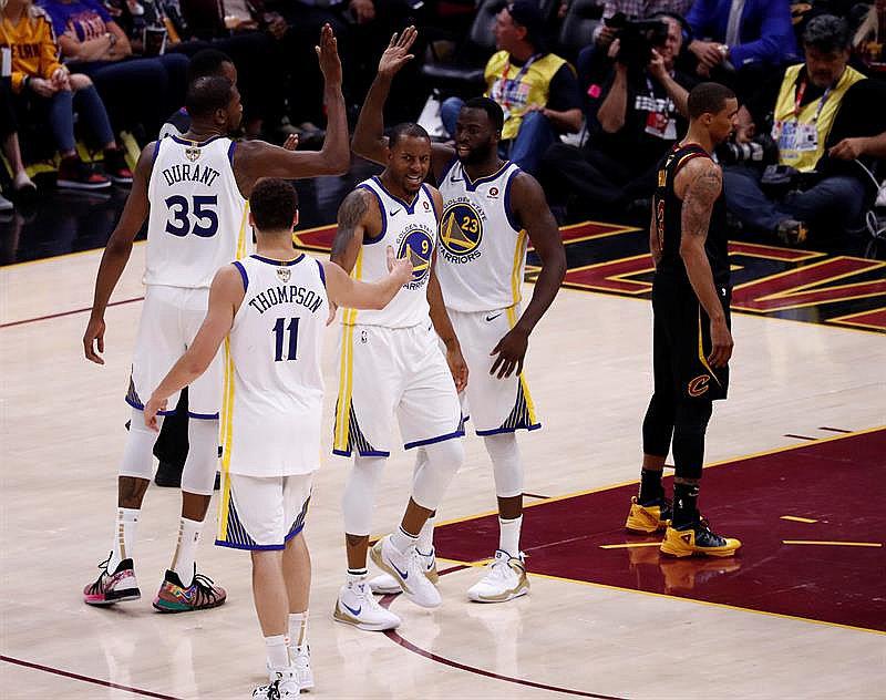 ​Warriors, con tres títulos, están cerca de ser nueva dinastía en la NBA