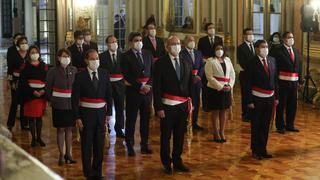 Martín Vizcarra toma el juramento del nuevo Gabinete Ministerial liderado por Walter Martos 