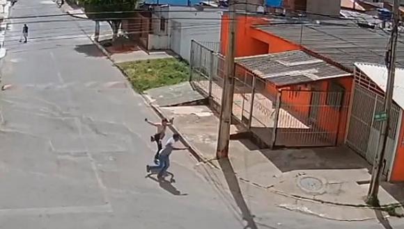 Estudiante se enfrenta a ladrón  y evita que le robe gracias a sus técnicas de Jiu-Jitsu (VIDEO) 
