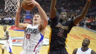 Clippers aplastan a los Lakers que llegan a nueve derrotas seguidas