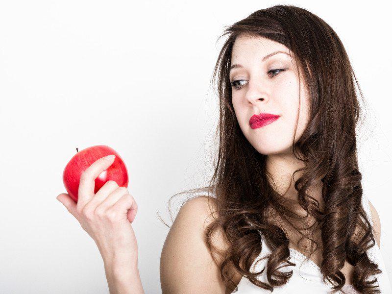 Alimentos que hinchan el abdomen sin que lo sepas