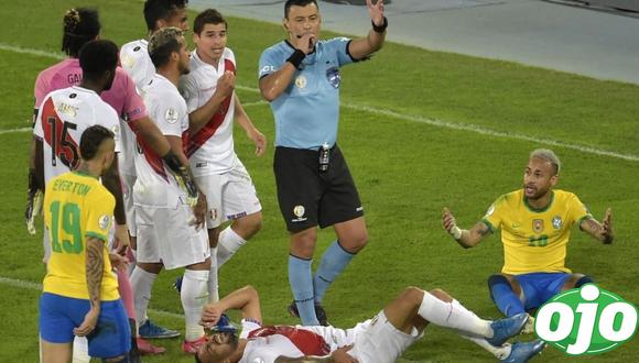 Árbitro chileno habría insultado a los jugadores de la Selección peruana. Foto: (redes sociales).