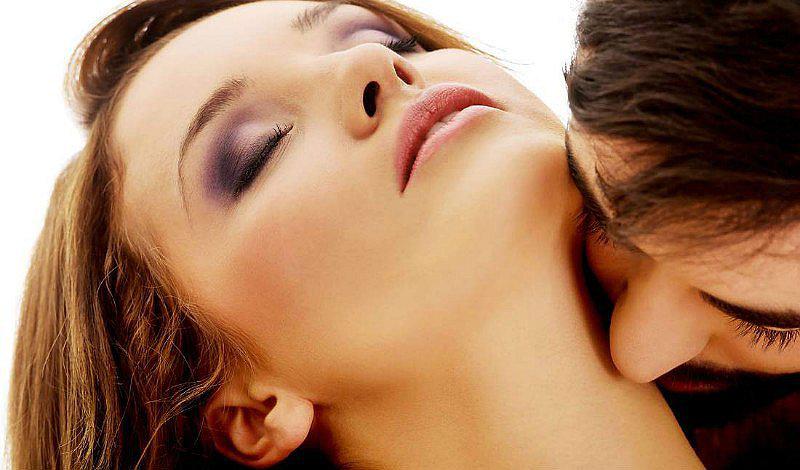 Conoce las serias consecuencias de los besos intensos 