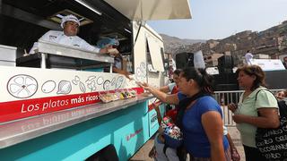 Foodtruck contra la anemia del MINSA reparte comida sana en colegios