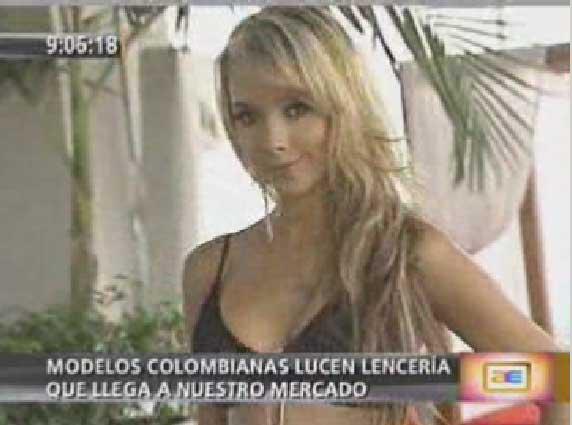 Bellas colombianas desfilan en lencería