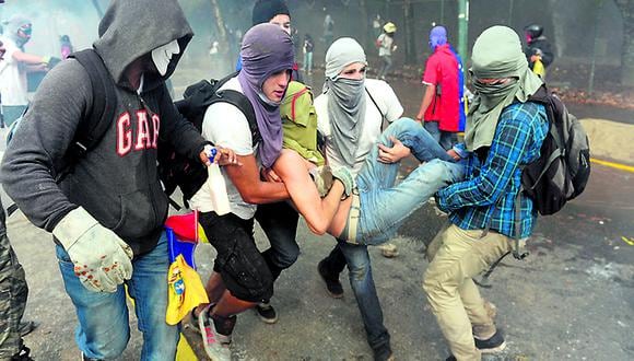 Maduro ordena a tropas atacar a opositores
