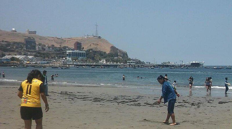¡No esperaron! Limeños adelantan el verano y ya disfrutan de playas (FOTOS + VIDEO)