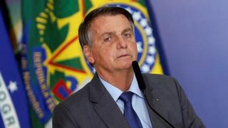 Brasil: Científicos desairan al presidente Jair Bolsonaro