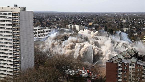​Vea la espectacular demolición de la torre “Gigante blanco” en Duisburg (FOTOS)
