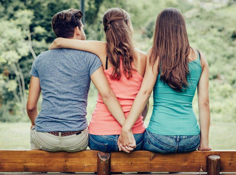 ¡Me engañó con mi mejor amiga! 5 tips para superarlo